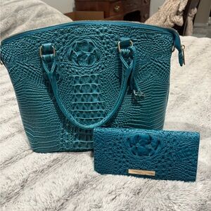 Pretty turquoise matching set